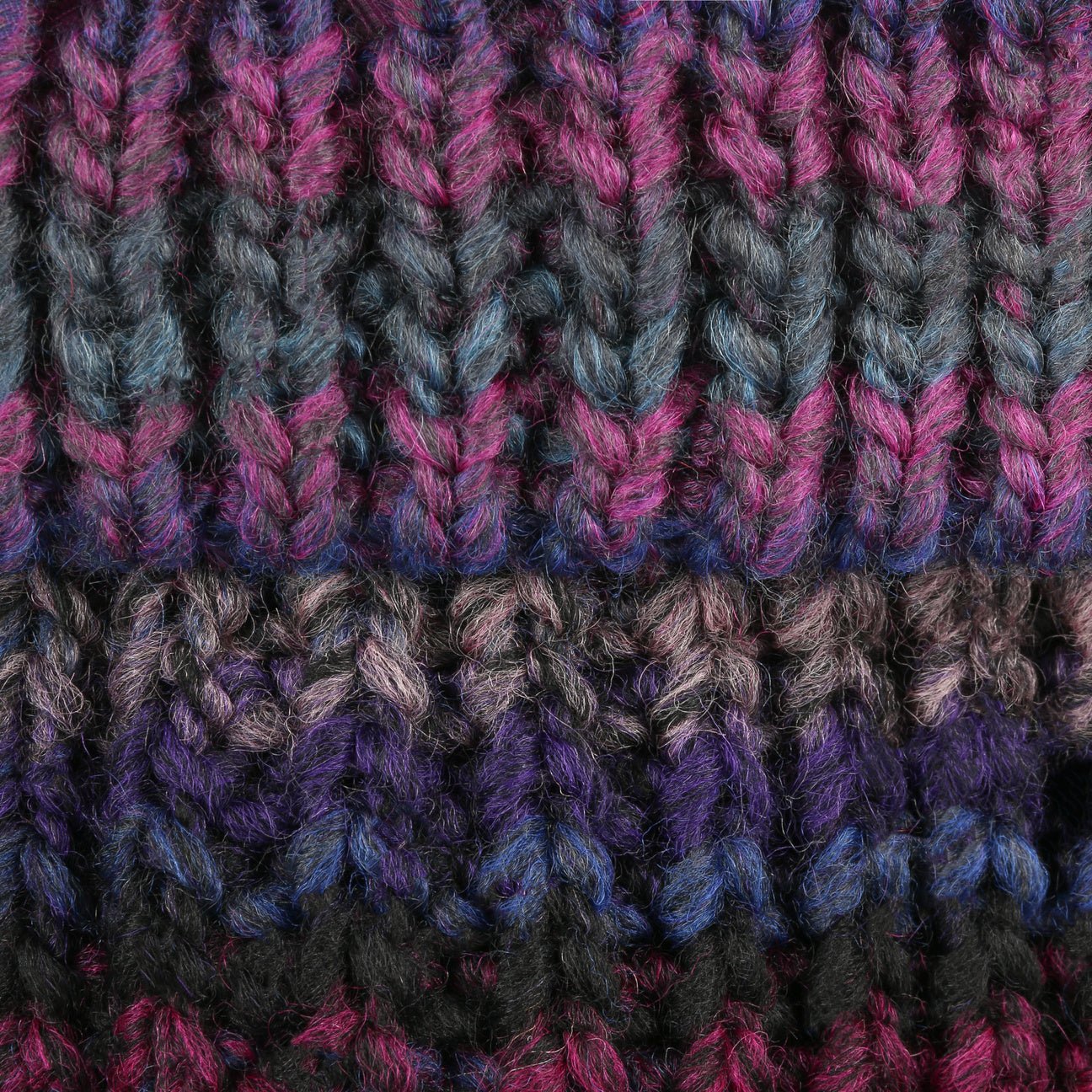 Finja Bobble Hat - JJ Hat Center ®