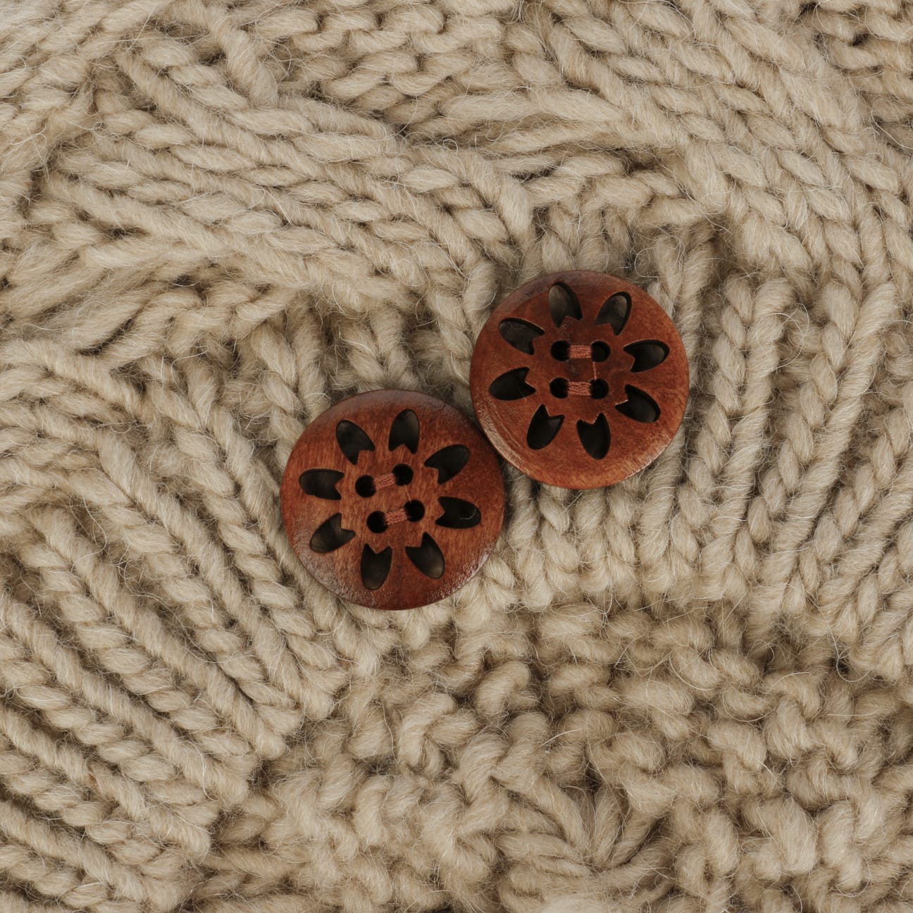 Jil Knit Beret with Buttons - JJ Hat Center ®