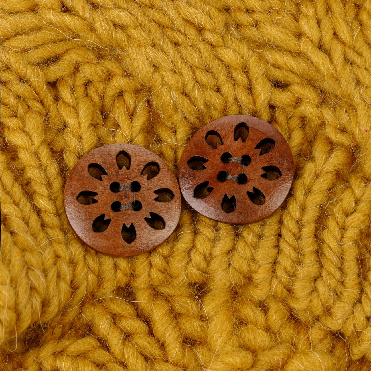 Jil Knit Beret with Buttons - JJ Hat Center ®